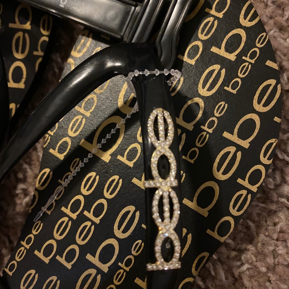 Bebe 🩴 - Picture 2 of 3